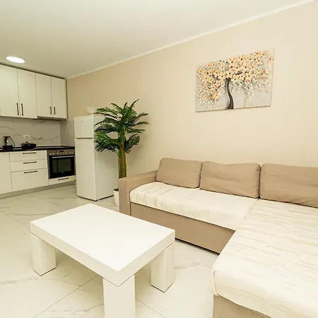 아파트 Seaside Escape Durrës