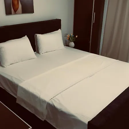 Seaside Escape Apartment Durrës