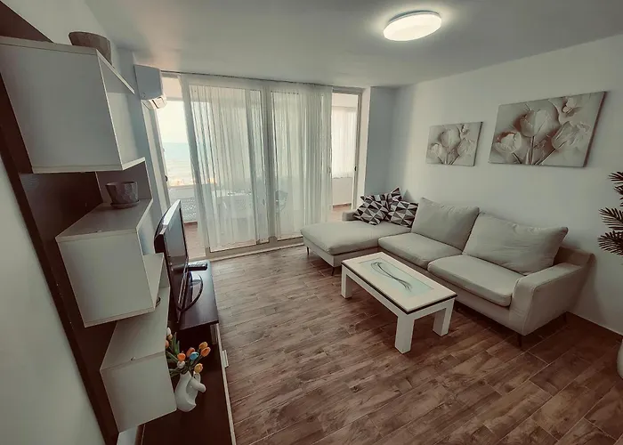 Apartment Seaside Escape Durrës